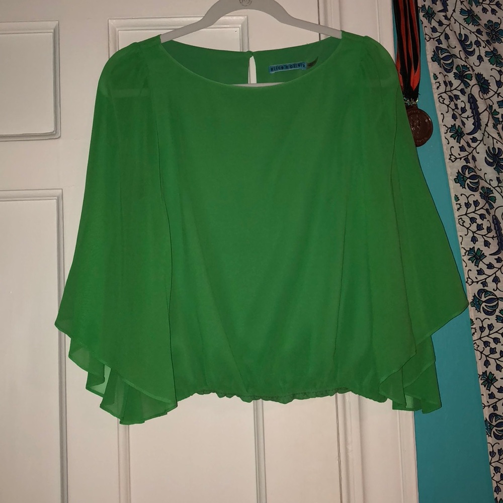 GREEN BLOUSE